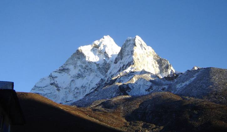 Amadablam Peak Expedition